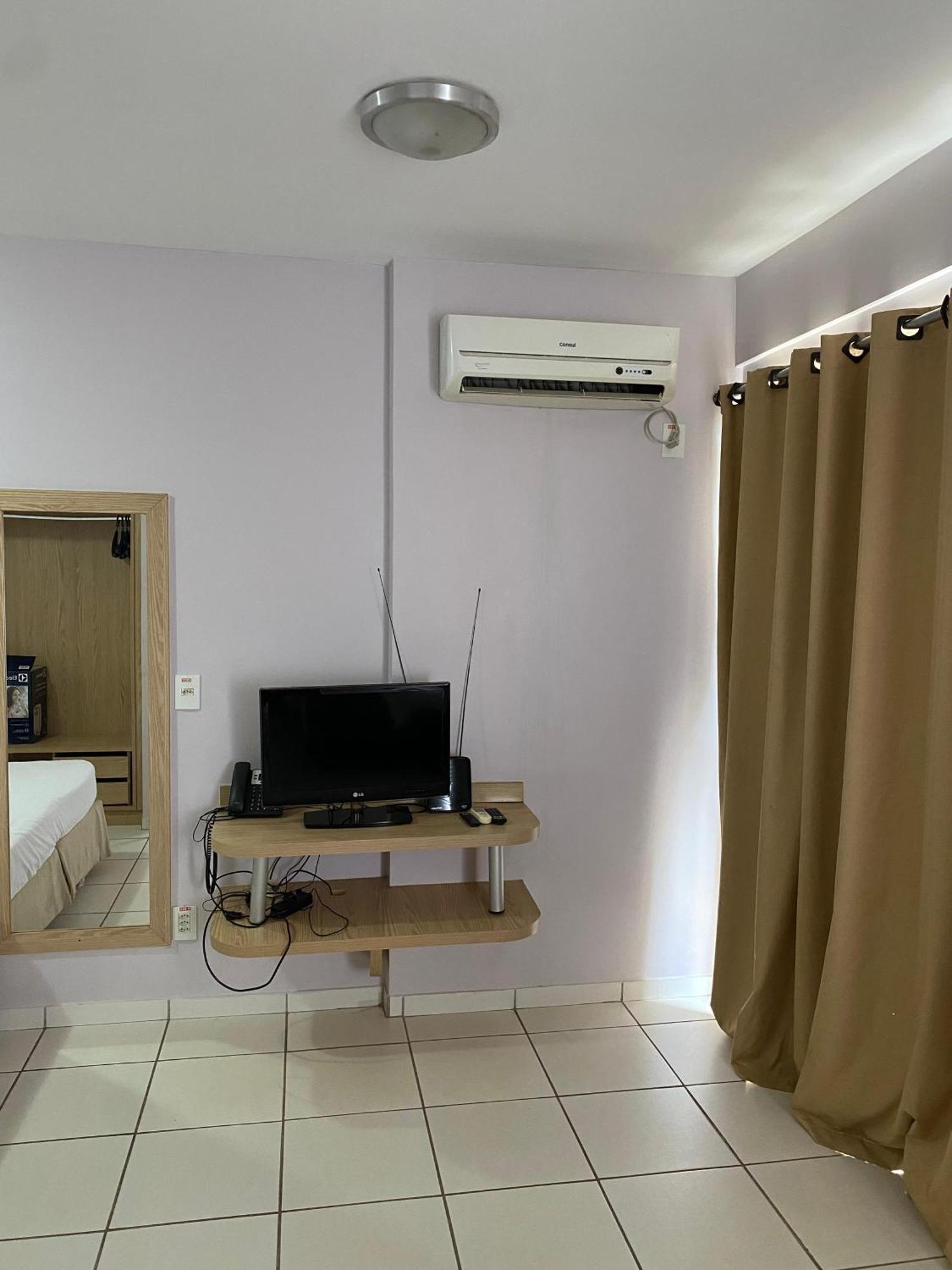 Apartamento Flat Golden Dolphin Express Caldas Novas